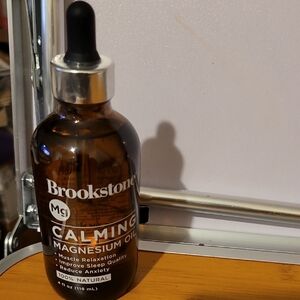 Brookstone Brown Calming Magnesium Oil